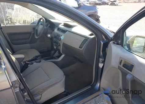 2010 Ford Focus S from USA, damaged, VIN 1FAHP3EN4AW293085